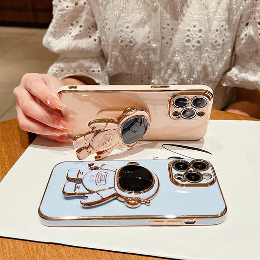 Electroplating Astronaut Bracket Phone Case – Space-Themed Protection