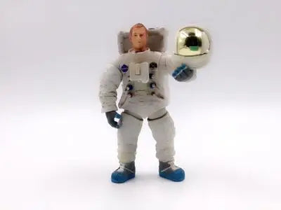 Moon Astronaut Model Figure – DIY Space Soldier Ornament