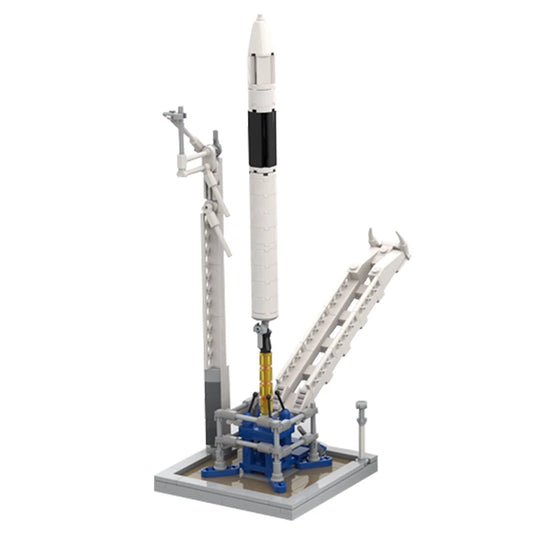 MOC SpaceX Falcon 1 – Saturn V Scale Rocket & Launch Pad Building Set