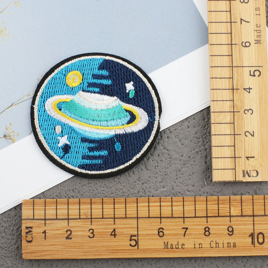 Astronaut Embroidery Patch – Space-Themed Iron-On Cloth Sticker