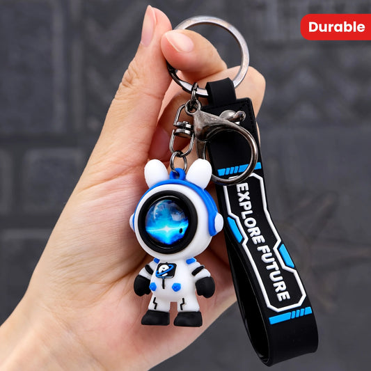 Sporty Astronaut Bear Keychain – Durable Silicone Keyring for Bags & Keys